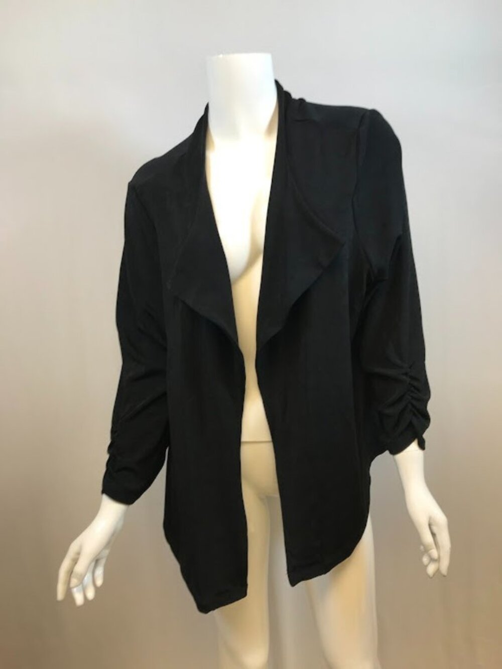NWT Chico's Travelers Women's Ruched Open Front Lightweight Jacket, Size 3